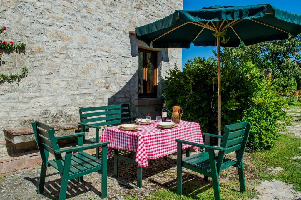 Agriturismo Montecorboli Barberino di Val dʼElsa Exterior foto